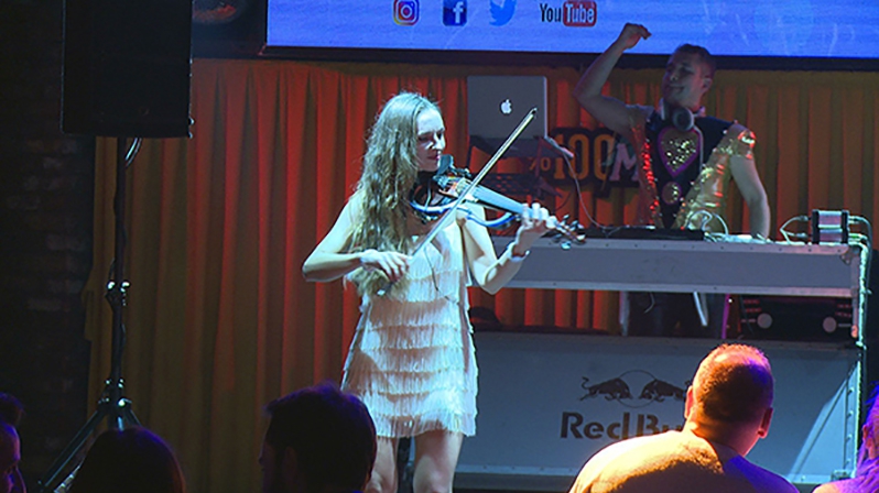 Violinist Kate